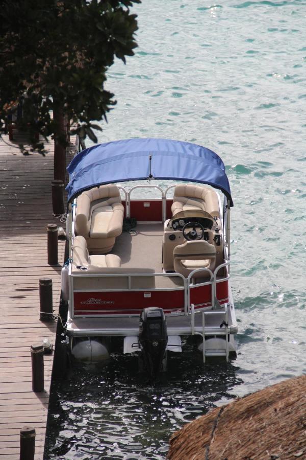 Urban Bacalar Hotel Exterior photo